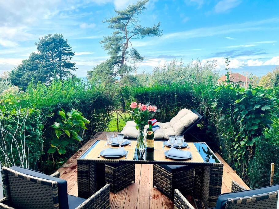 Boho Garden- Трувиль-сюр-Мер Экстерьер фото